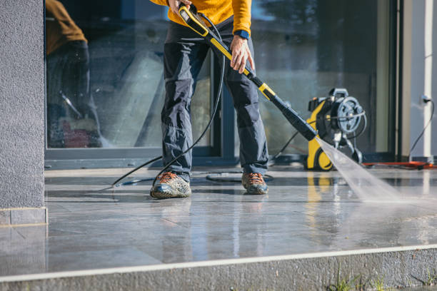 Best Garage Pressure Washing  in Conroe, TX