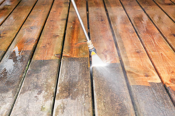 Best Sidewalk Pressure Washing  in Conroe, TX